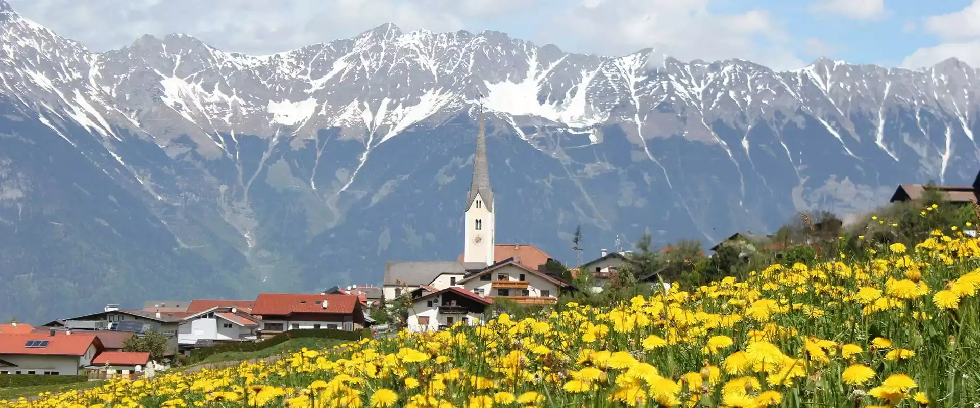 fruehling-in-patsch-c-familie-muigg.webp